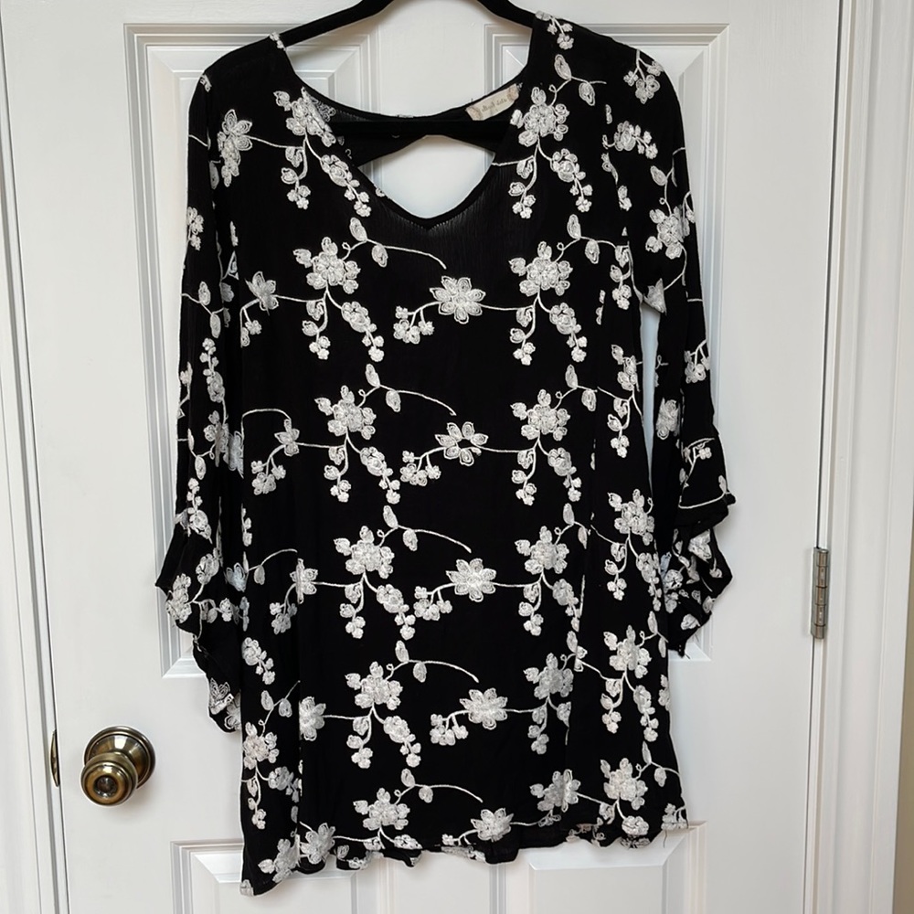 Altar’d State Lexia Floral Embroidered Dress Small